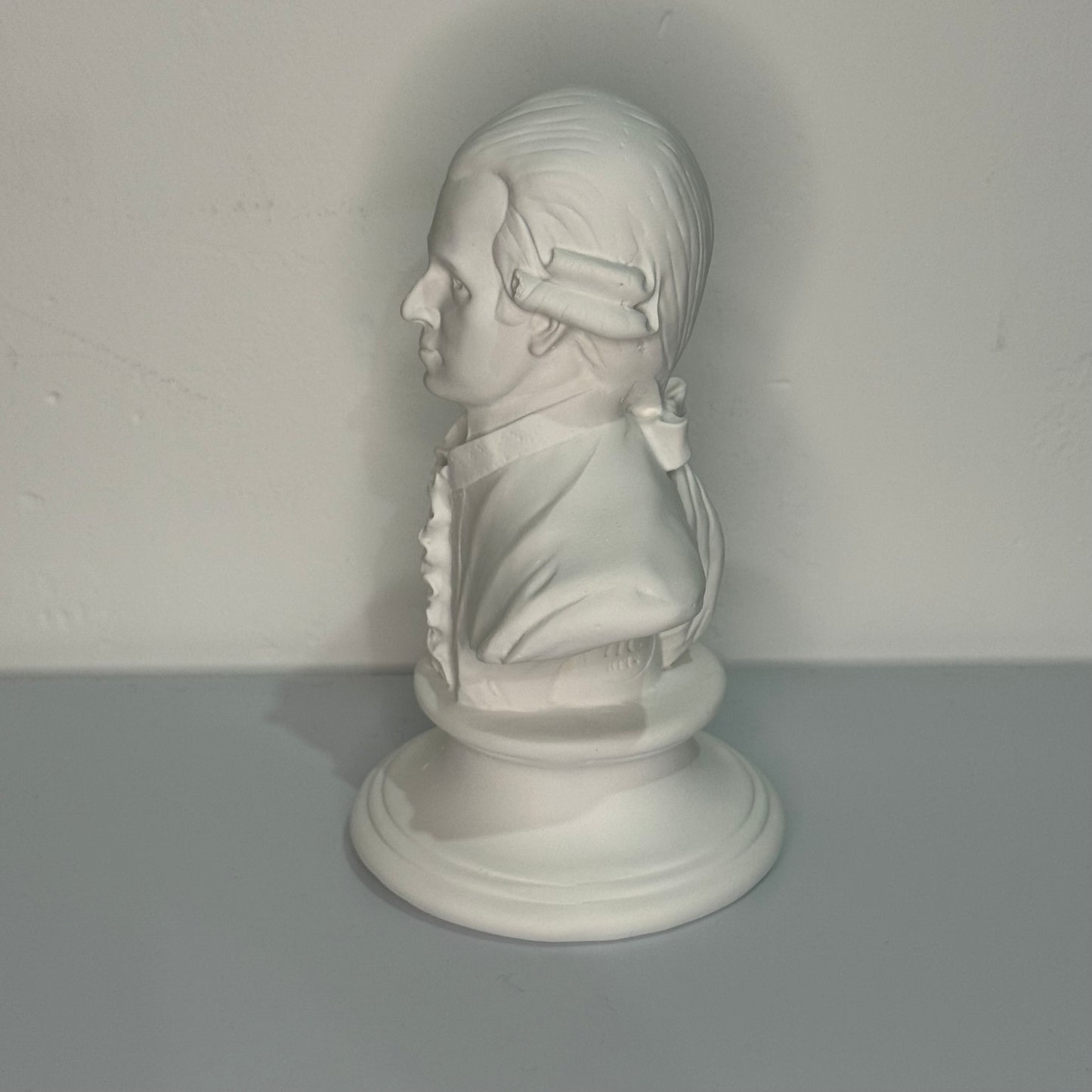 Musicien Resin Epoxy Sculpture