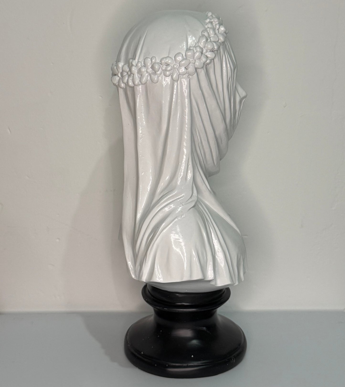 Elegance Resin Epoxy Sculpture