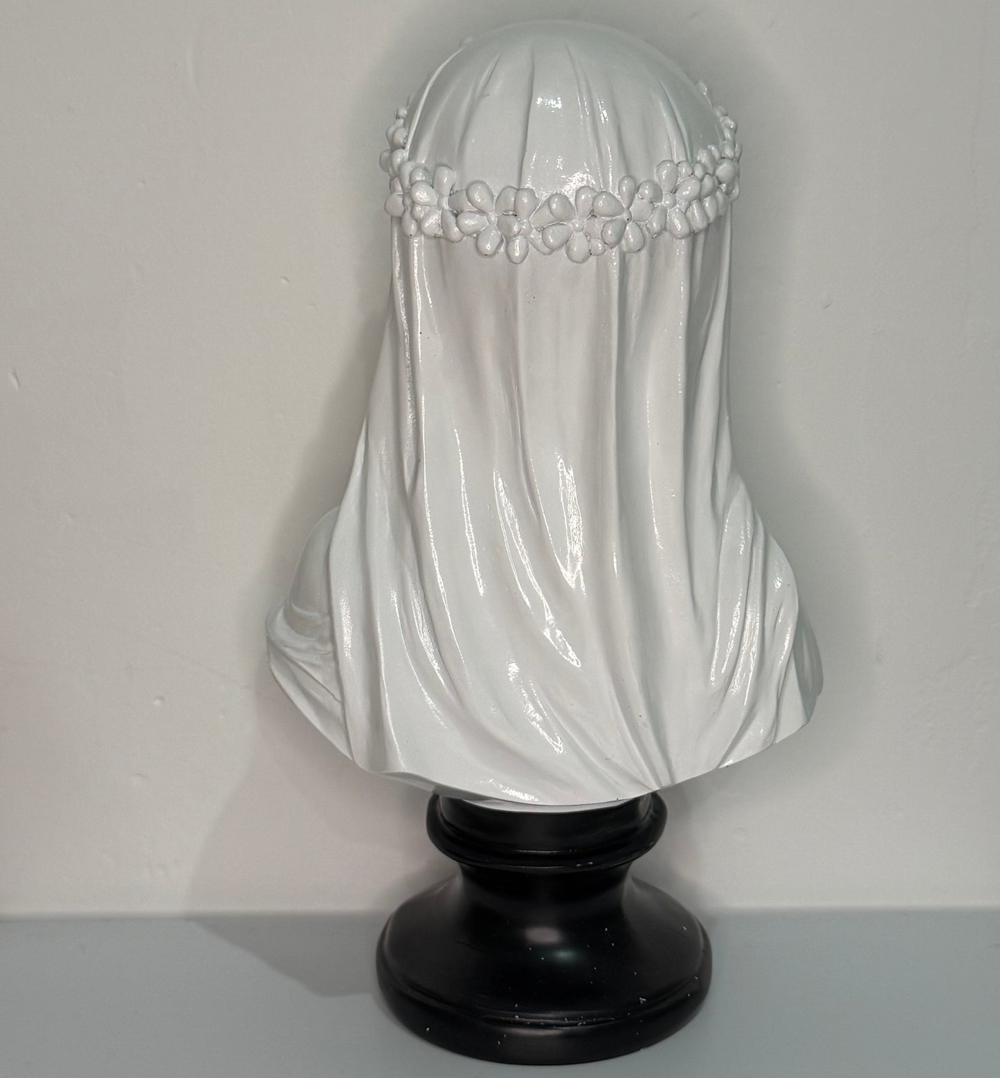 Elegance Resin Epoxy Sculpture