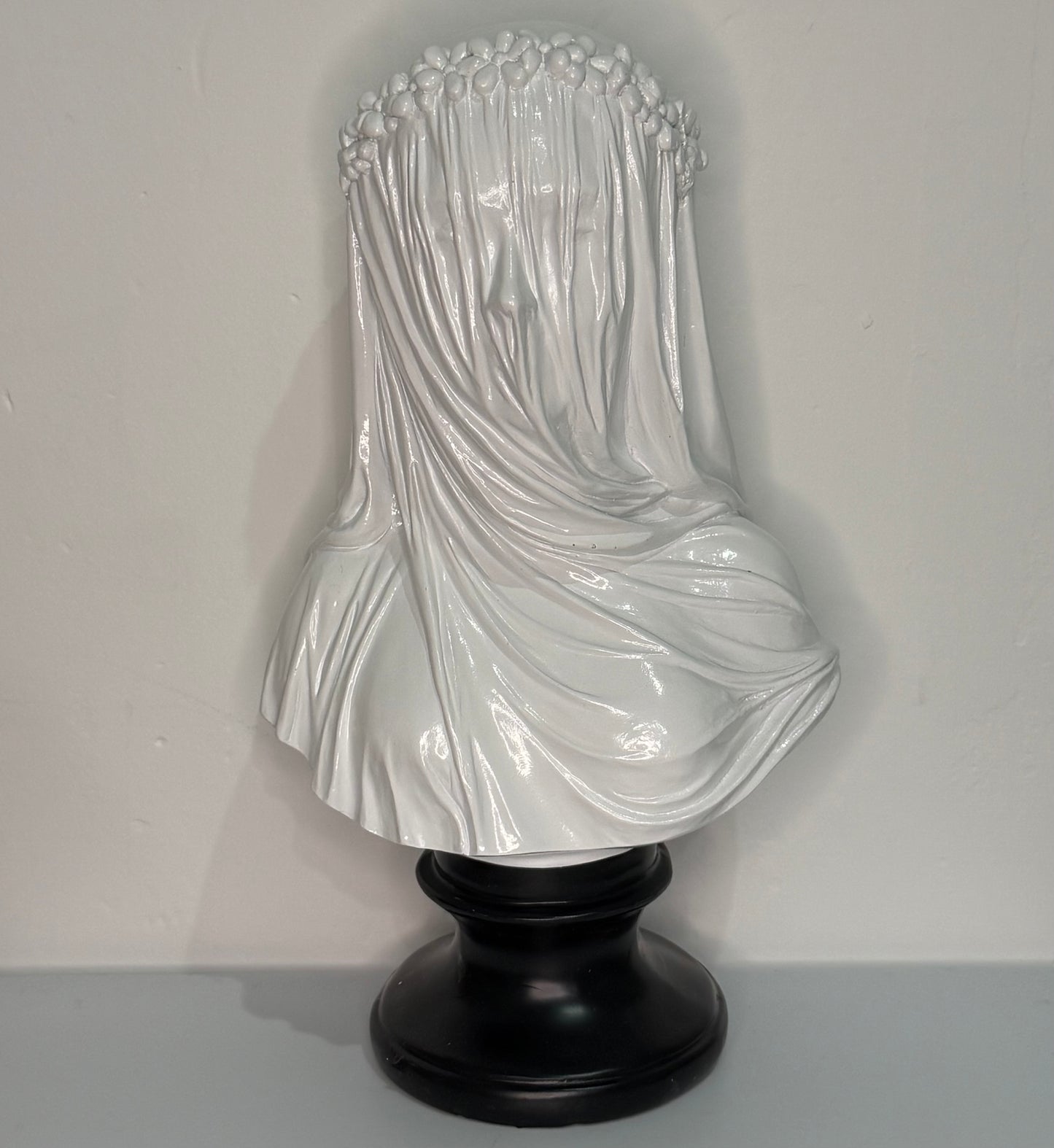 Elegance Resin Epoxy Sculpture