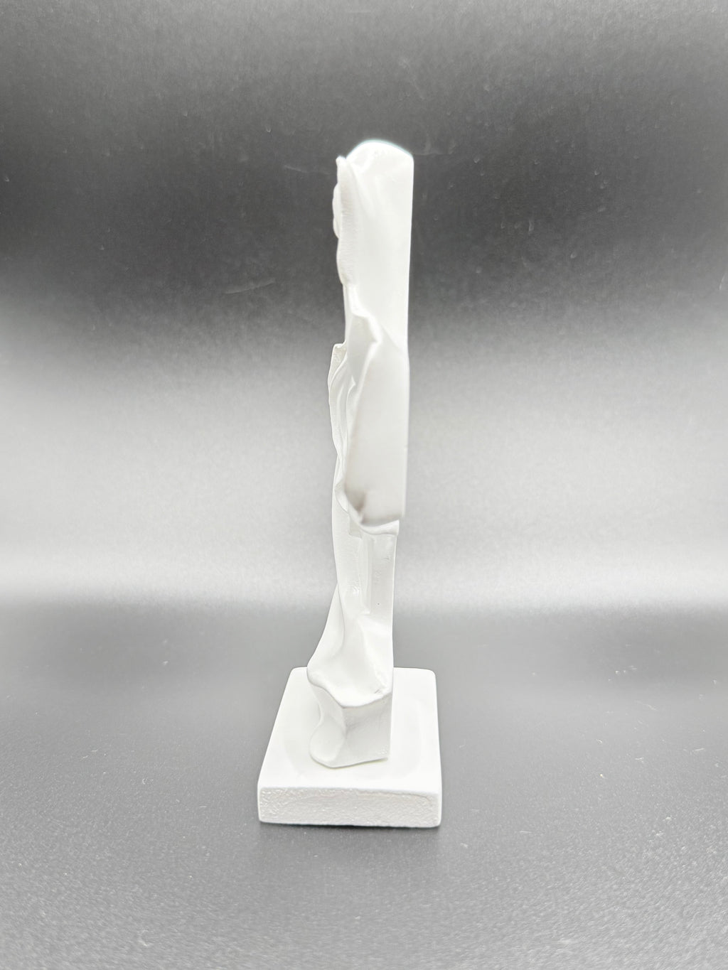 Ethereal Kiss Statue Made of Epoxy Resin