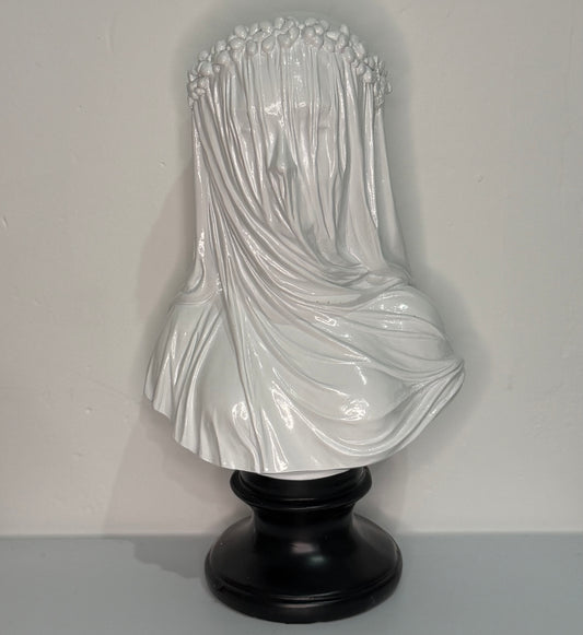 Elegance Resin Epoxy Sculpture